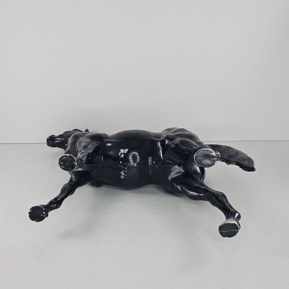 Hartland Regal Arabian Horse Black AS IS FLAWS - Picture 7 of 13